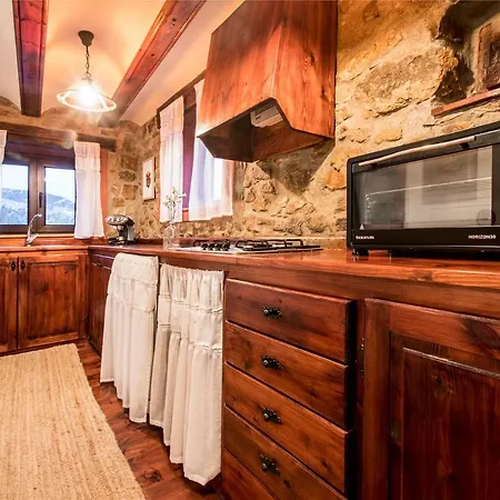 Palacio Holiday home Linares de Mora