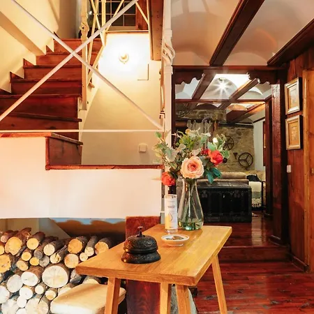 Palacio Holiday home Linares de Mora