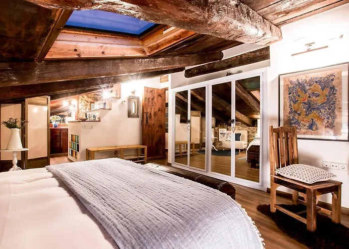 Palacio Linares de Mora