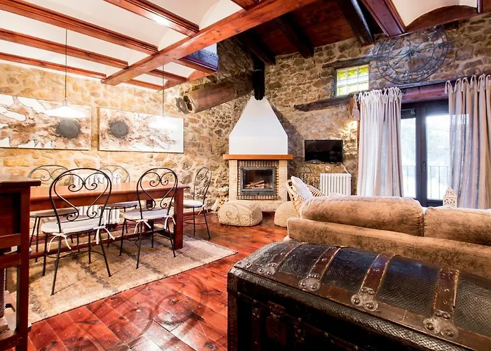 Palacio * Linares de Mora