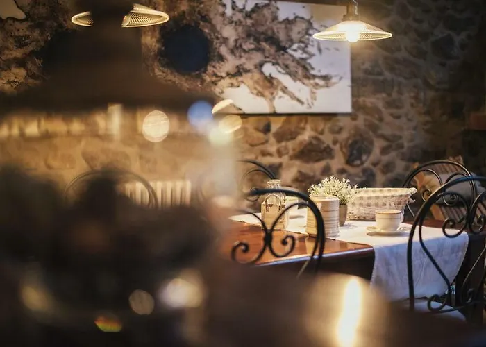 Palacio Linares de Mora